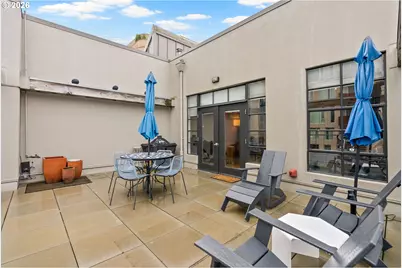 1011 NW Glisan St #302, Portland, OR 97209 - Photo 27