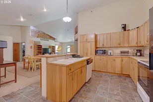 2785 NE Starr Creek Rd, Yachats, OR 97498 - Photo 11