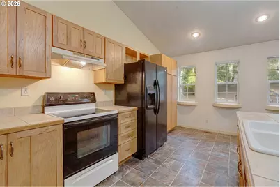 2785 NE Starr Creek Rd, Yachats, OR 97498 - Photo 13