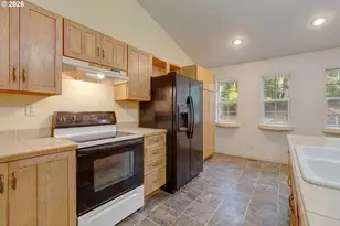 2785 NE Starr Creek Rd, Yachats, OR 97498 - Photo 13