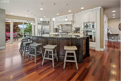 4906 NW Highpoint Dr, Camas, WA 98607 - Photo 5