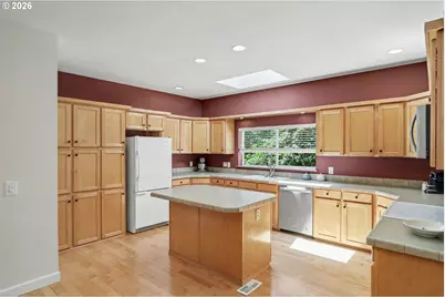 5714 Crooked Finger Rd NE, Scotts Mills, OR 97375 - Photo 11