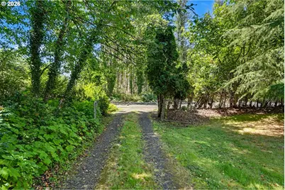 5714 Crooked Finger Rd NE, Scotts Mills, OR 97375 - Photo 37