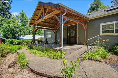 5714 Crooked Finger Rd NE, Scotts Mills, OR 97375 - Photo 3