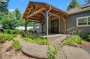 5714 Crooked Finger Rd NE, Scotts Mills, OR 97375 - Photo 3