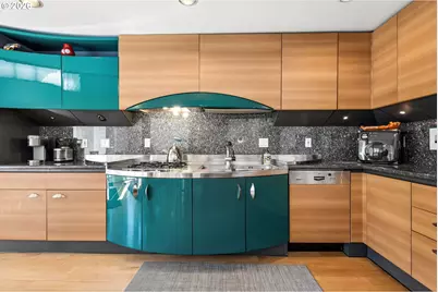 1240 NW Hoyt St #6, Portland, OR 97209 - Photo 21