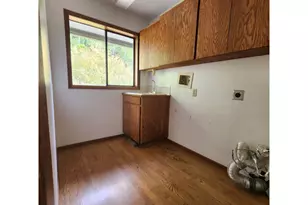 303 9th St, Garibaldi, OR 97118 - Photo 17