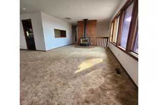 303 9th St, Garibaldi, OR 97118 - Photo 9