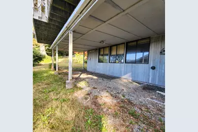 303 9th St, Garibaldi, OR 97118 - Photo 3