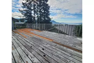 303 9th St, Garibaldi, OR 97118 - Photo 13