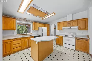 1070 Mystic Mountain Ln, Glide, OR 97443 - Photo 23