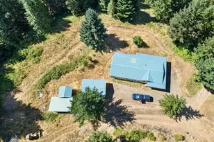 1070 Mystic Mountain Ln, Glide, OR 97443 - Photo 3