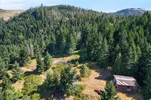 1070 Mystic Mountain Ln, Glide, OR 97443 - Photo 7