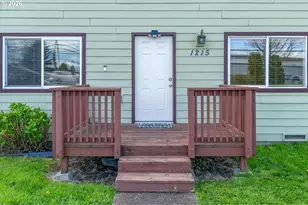 1215 30th Ave, Longview, WA 98632 - Photo 3