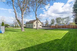 1215 30th Ave, Longview, WA 98632 - Photo 35