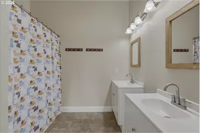 1215 30th Ave, Longview, WA 98632 - Photo 25