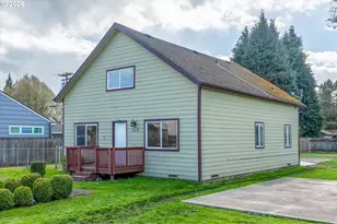1215 30th Ave, Longview, WA 98632 - Photo 1