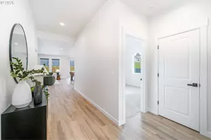 509 W 19th St, La Center, WA 98629 - Photo 7
