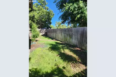 871 Marshall Ave, Medford, OR 97501 - Photo 37