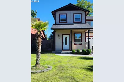 871 Marshall Ave, Medford, OR 97501 - Photo 3