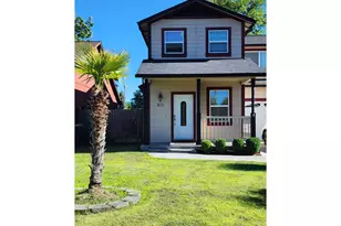 871 Marshall Ave, Medford, OR 97501 - Photo 3