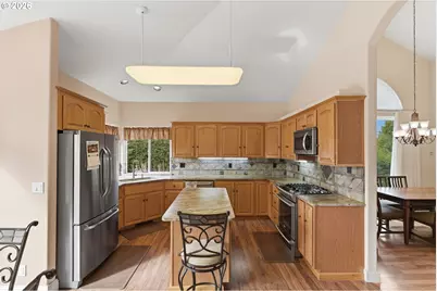 94004 Covey Ln, Coquille, OR 97423 - Photo 9