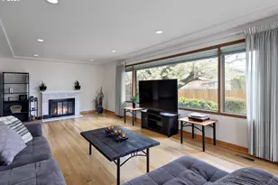 415 NE 116th Pl, Portland, OR 97220 - Photo 5