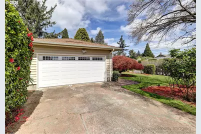 415 NE 116th Pl, Portland, OR 97220 - Photo 25