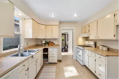 516 7th St, Hood River, OR 97031 - Photo 19