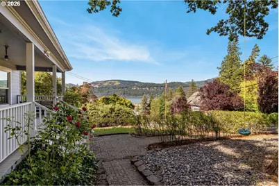 516 7th St, Hood River, OR 97031 - Photo 5
