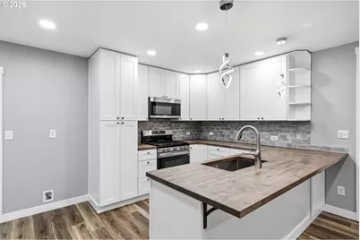 9811 NE Covington Rd, Vancouver, WA 98662 - Photo 9