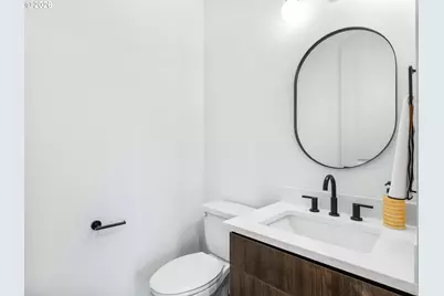 7466 SE Tolman St, Portland, OR 97206 - Photo 9