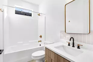 7466 SE Tolman St, Portland, OR 97206 - Photo 21