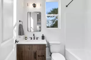 7466 SE Tolman St, Portland, OR 97206 - Photo 11