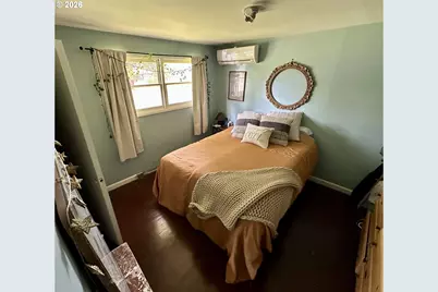 240 Marion Ln, Eugene, OR 97404 - Photo 9