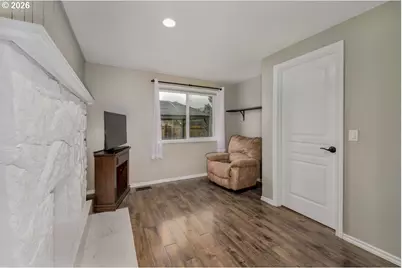 555 66th St, Springfield, OR 97478 - Photo 7