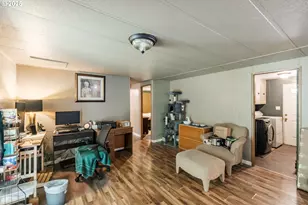 38129 Weirich Dr, Lebanon, OR 97355 - Photo 5