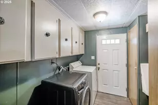 38129 Weirich Dr, Lebanon, OR 97355 - Photo 23