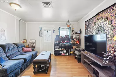 1514 E 14th St, The Dalles, OR 97058 - Photo 5