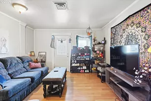 1514 E 14th St, The Dalles, OR 97058 - Photo 5