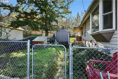 1514 E 14th St, The Dalles, OR 97058 - Photo 35