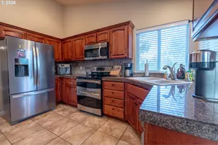 2558 Golfview Ave, Sutherlin, OR 97479 - Photo 23