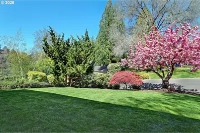 6730 SW Preslynn Dr, Portland, OR 97225 - Photo 39