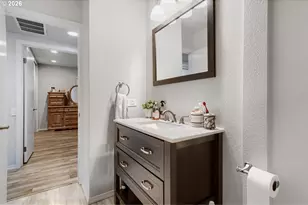 10570 SW Century Oak Dr, Portland, OR 97224 - Photo 23