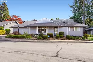 10570 SW Century Oak Dr, Portland, OR 97224 - Photo 3