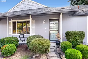 10570 SW Century Oak Dr, Portland, OR 97224 - Photo 5