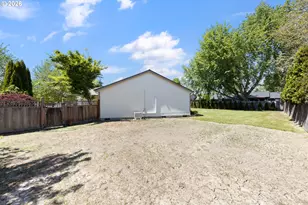 920 SW Myrtle Ct, McMinnville, OR 97128 - Photo 7