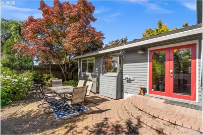 542 NE 14th Ave, Hillsboro, OR 97124 - Photo 11