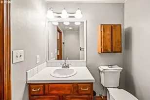 542 NE 14th Ave, Hillsboro, OR 97124 - Photo 33