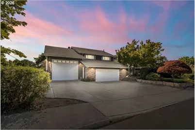 542 NE 14th Ave, Hillsboro, OR 97124 - Photo 1